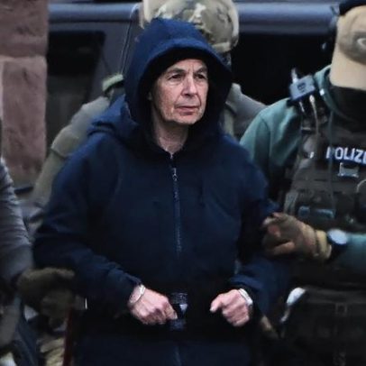 Militante de esquerda Daniela Klette condenada a 13 anos por roubos na Alemanha