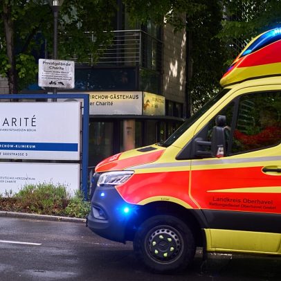 Médico norte-americano com Ébola internado na Alemanha