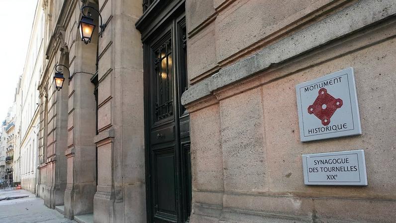 França registra aumento de atos antijudaicos, anticristãos e antimuçulmanos
