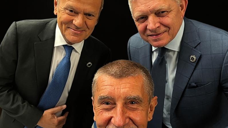 Primeiros-ministros eslovaco, checo e polaco enviam selfies a Peter Magyar