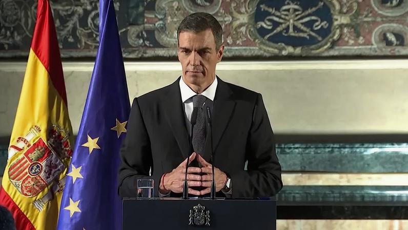 Sánchez garante cooperação e defende presunção de inocência de Zapatero