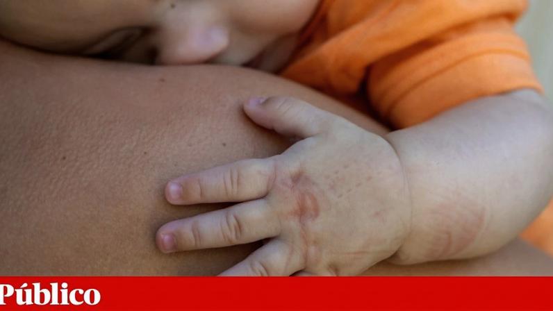 Em mulheres, a amamentação com leite materno foi associada a um desenvolvimento pubertário menos avançado aos dez anos de idade