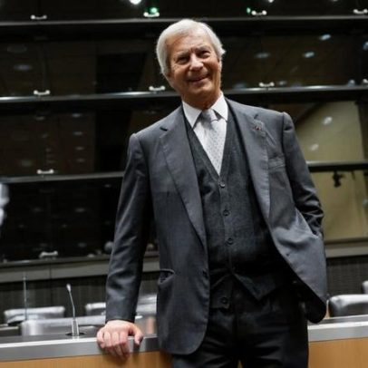 Vincent Bolloré quer alinhar França à direita com seu império de mídia