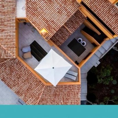 Casa algarvia propõe experiência do pôr do Sal junto ao mar