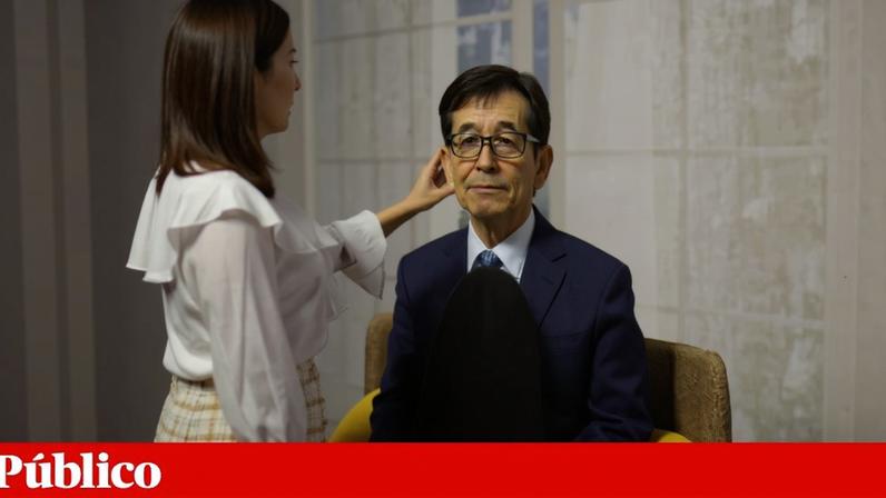 O serviço Re;memory da sul-coreana DeepBrain AI cria avatares digitais de pessoas com base em fotos, vídeos e gravações de sons