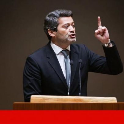 PSD adia revisão constitucional para 2027; Chega não apresentou proposta