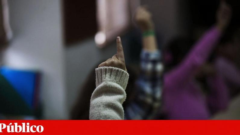 Mais de 32 mil candidaturas admitidas a concurso de professores