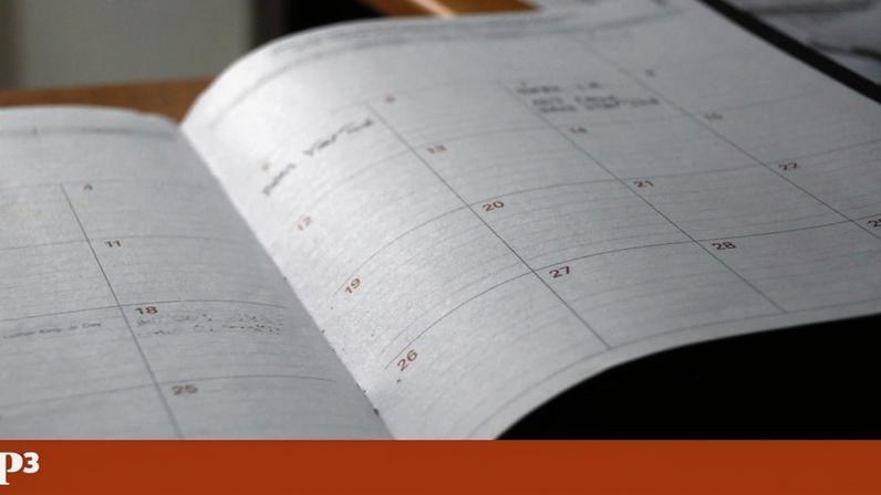 No fundo, a agenda cheia é o escudo que usamos para evitar o espelho