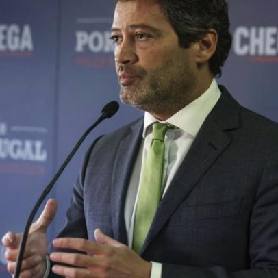 Ventura rejeita que baixar idade da reforma seja absurdo, contraria Passos