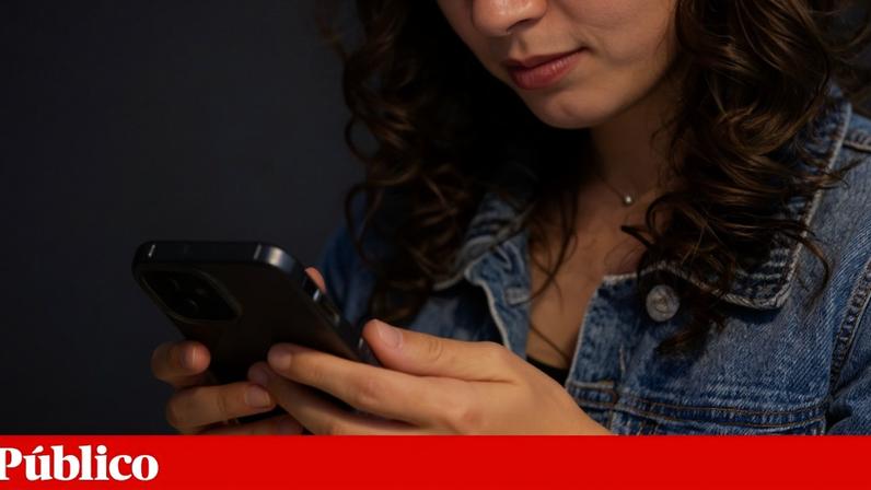 Restrição ao uso das redes sociais para menores de 16 anos está a ser discutida no Parlamento