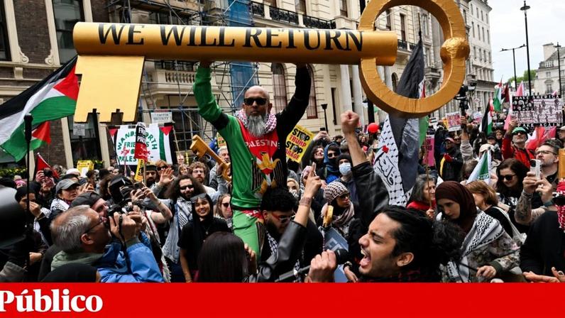 Milhares em Londres unem marchas contra a imigração e a favor da Palestina