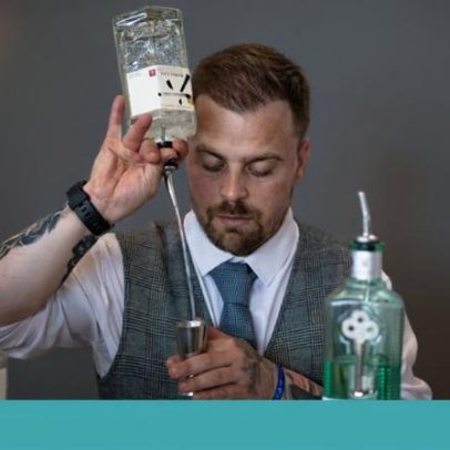 Terça-feira é dia de cocktails, leituras e outras artes