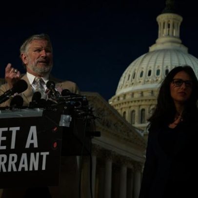 Super terça-feira coloca à prova Thomas Massie, crítico de Trump no Congresso
