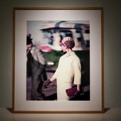 Portuguesa apresenta alta-costura pela lente de Dambier no Museu Cristóbal Balenciaga