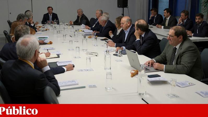 Ministro Gonçao Matias recebeu nesta terça-feira várias personalidades para debater a reforma do Estado