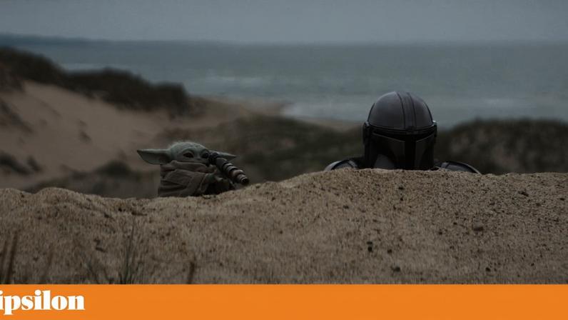 Grogu e Mandalorian (Pedro Pascal). Filme estreia-se esta quinta-feira nas salas