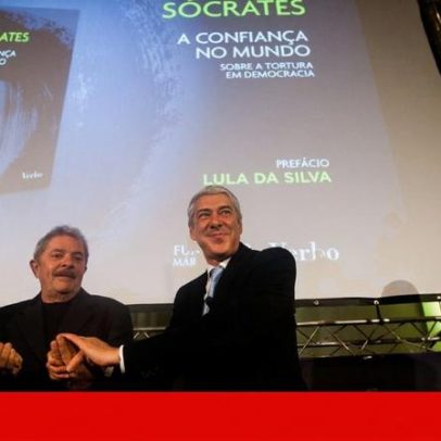 Santos Silva alegadamente ofereceu 1500 euros para comprar livros de Sócrates