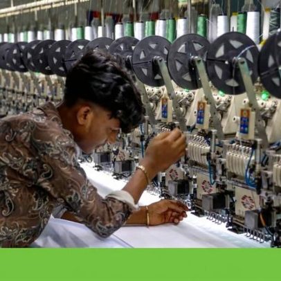 Calor esgota trabalhadores têxteis no Bangladesh durante cortes de energia