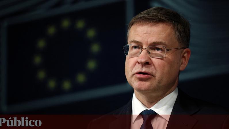 Economia desacelera com guerra no Irão e Portugal enfrenta défice