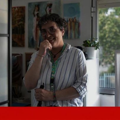 Professores unidos pela exaustão após serem levados ao limite