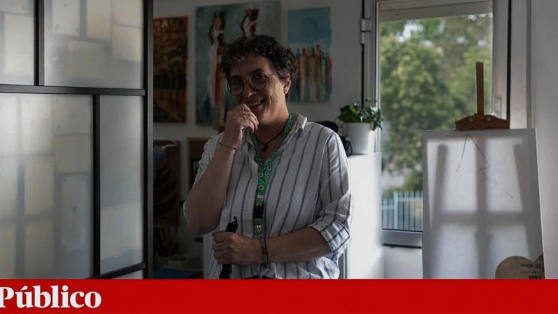 Professores unidos pela exaustão após serem levados ao limite