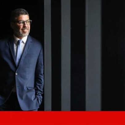 Municípios celebram 50 anos do poder local com homenagens, feira e conferência