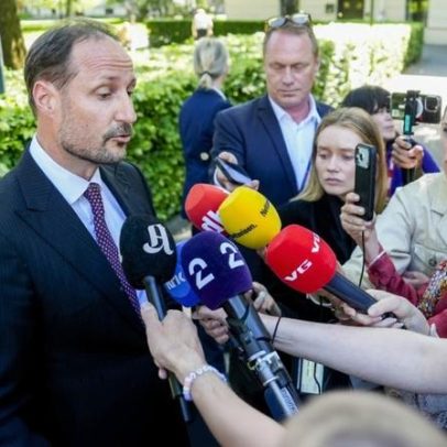 Princesa herdeira da Noruega continua muito doente, afirma Príncipe Haakon