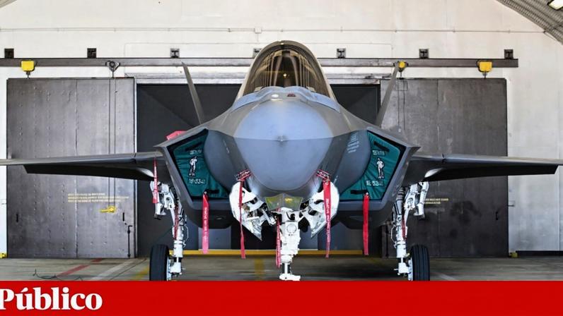 Um F-35 norte-americano na base aérea de Spangdahlem, na Alemanha. Os aliados europeus deverão operar cerca de 700 destes caças até meados da próxima década