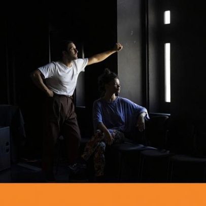 Gabriel Ferrandini e Vânia Doutel Vaz exploram a improvisação e a magia humana