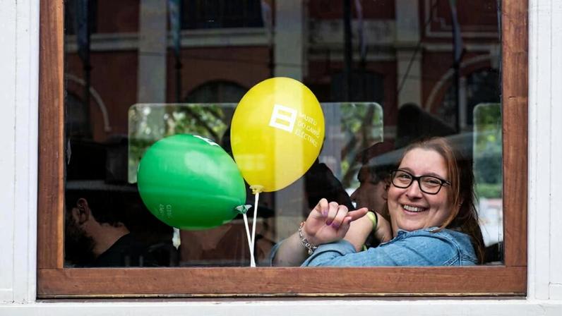 Porto celebra desfile de veículos elétricos como luxo de ver