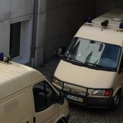 Condenado a 23 anos por matar a ex com 21 facadas após filmar a relação