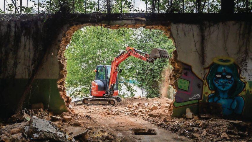 Demolição da antiga fábrica representa para a câmara um custo de 150 mil euros