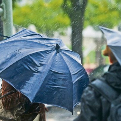 Chuva e trovoada levam onze distritos do Norte e Centro a aviso amarelo