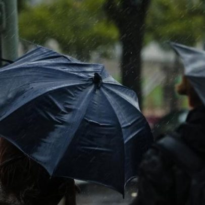 Chuva, trovoada e vento forte levam 14 distritos a aviso amarelo