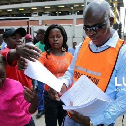 Moçambique classifica ataque a imigrantes na África do Sul como lamentável