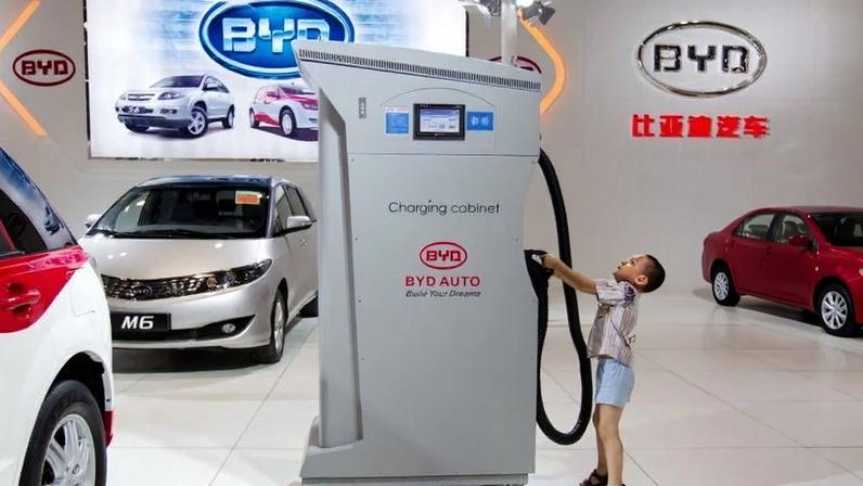 Exportações chinesas de veículos elétricos para o Brasil sobem 221% em abril