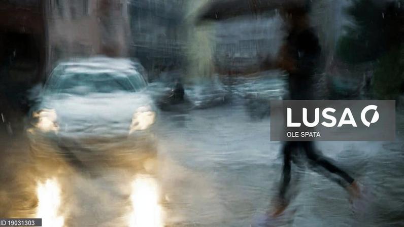Arquipélago da Madeira sob aviso laranja na terça-feira devido à chuva forte