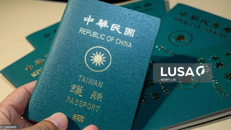 PSP interceta sete pessoas no Aeroporto de Lisboa com passaportes falsos