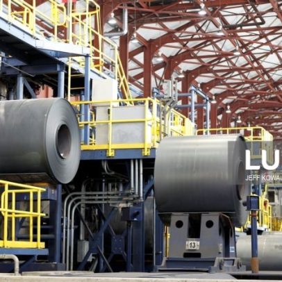 Preços da produção industrial aceleram em abril, maior subida em três anos
