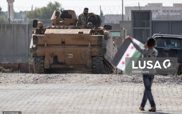 Turquia reabre posto fronteiriço com a Síria ao fim de 12 anos