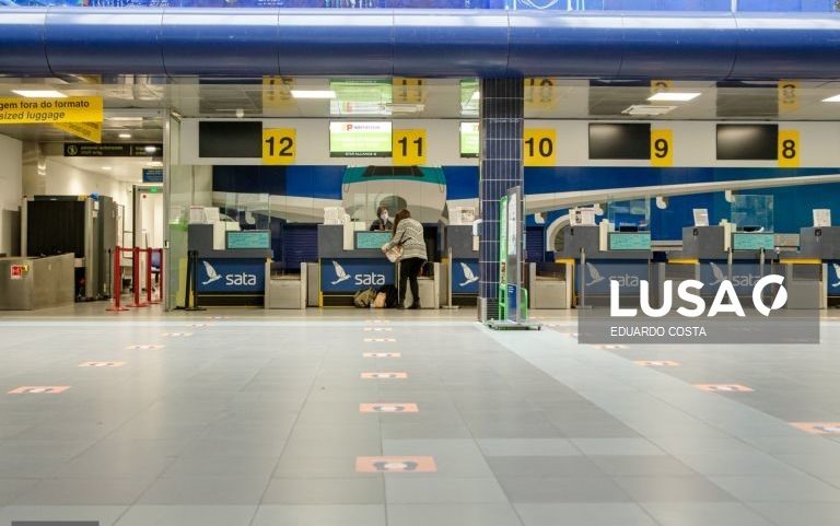 Passageiros desembarcados nos aeroportos dos Açores voltam a baixar em abril