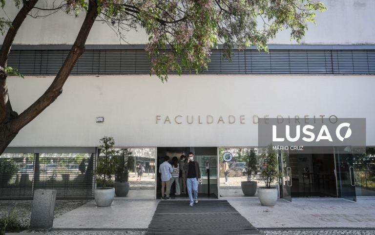 Ensino superior mais barato em Portugal, mas custos para famílias são elevados