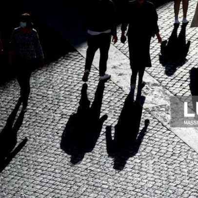 Beneficiários de desemprego recebem auxílio em valor mais baixo em seis meses