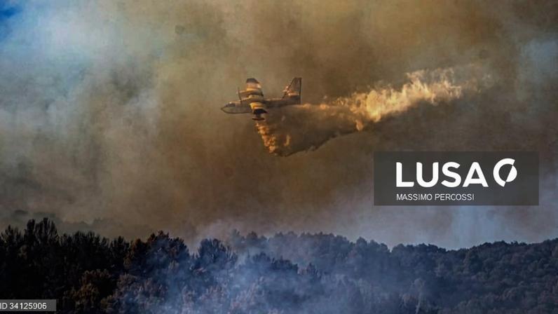Cerca de 3.500 pessoas evacuadas na Toscana por incêndio florestal