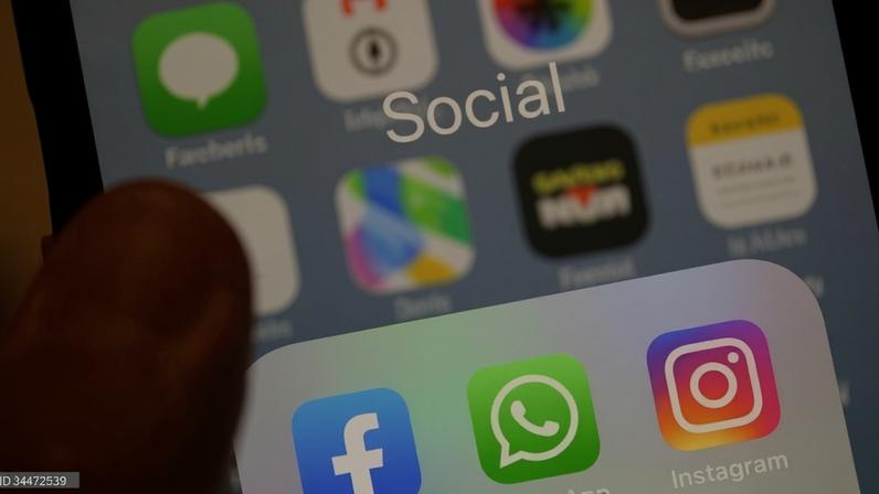 Uso de redes sociais é tão prejudicial quanto o tabaco, dizem médicos britânicos