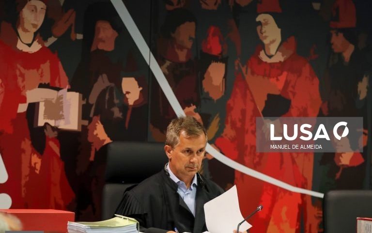 Juiz Ivo Rosa acusa MP de perseguição em carta ao Presidente