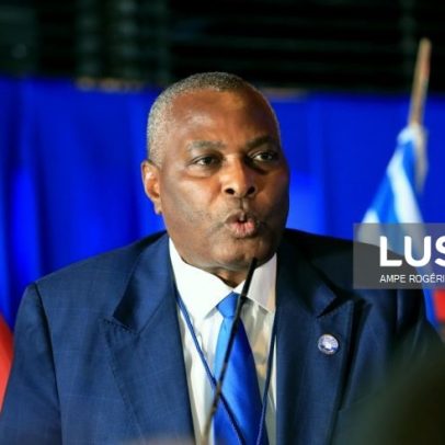 Líder do PRA JÁ Servir Angola avança ação judicial contra deputado UNITA