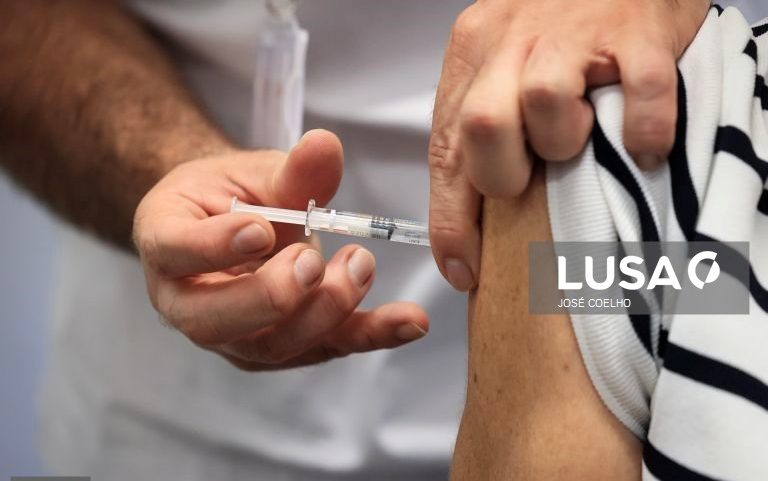 Liga contra o cancro saúda alargamento da vacina HPV aos 26 anos e pede extensão a mais idades