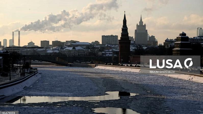 Drone atinge prédio residencial em Moscovo perto do Kremlin