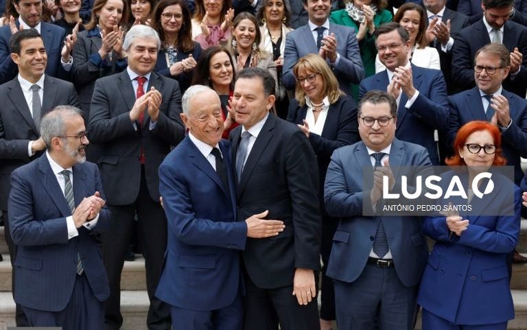 Marcelo Rebelo de Sousa acompanha Luís Montenegro no 52.º aniversário do PSD